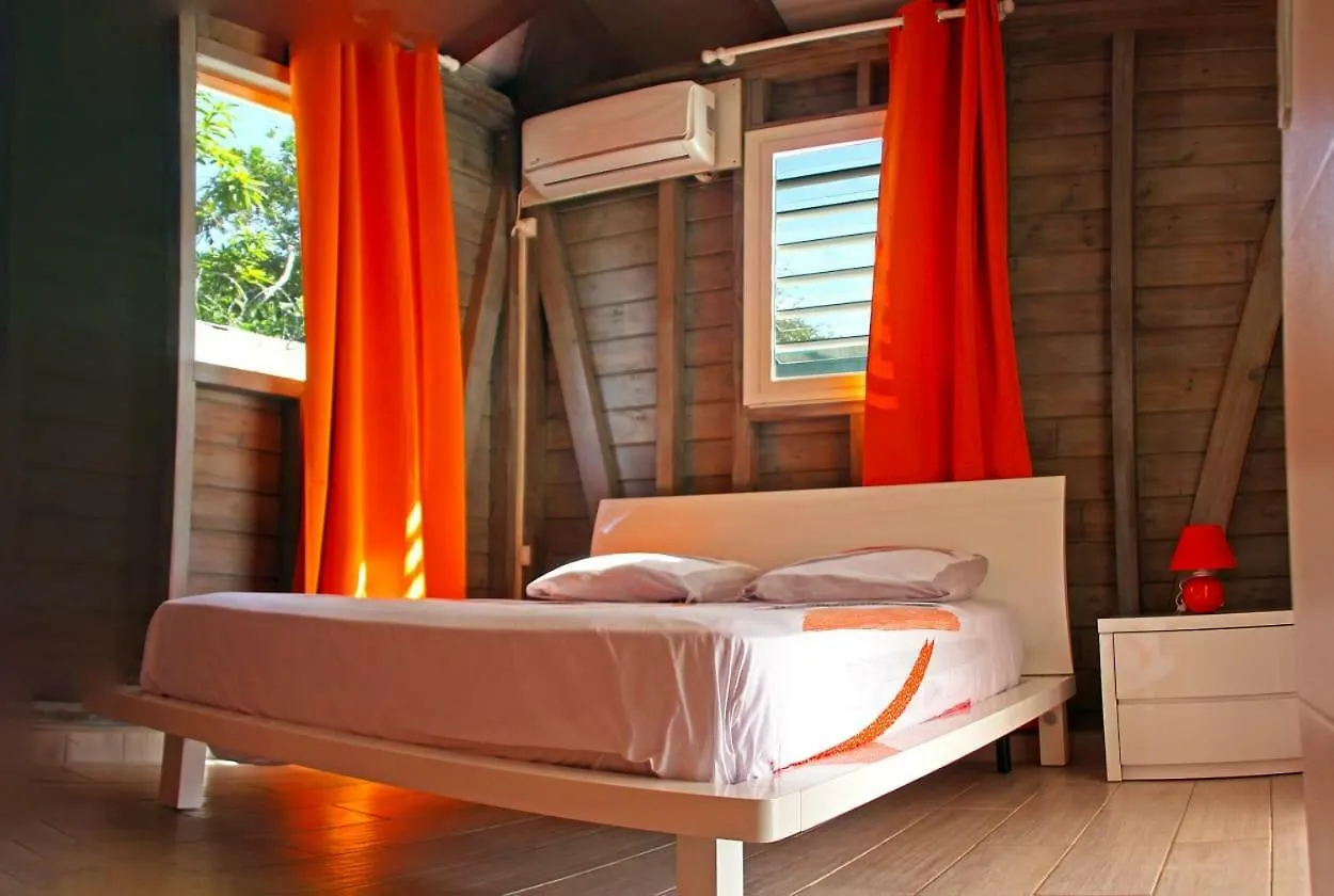 Beau Bungalow A Port-Louis 0*,  Guadeloupe